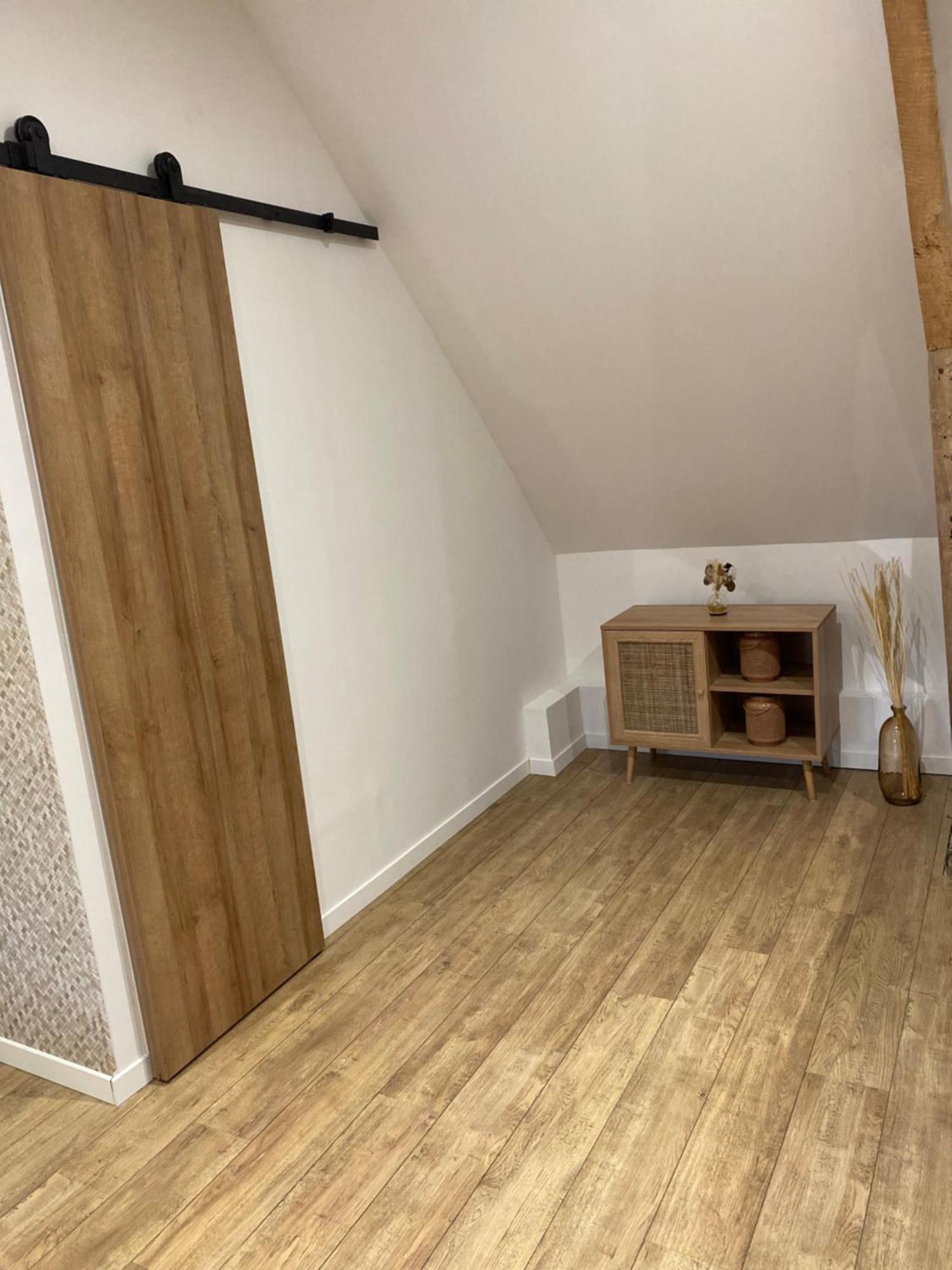 La Petite Suite De La Jumelle Aire-sur-la-Lys Exteriör bild