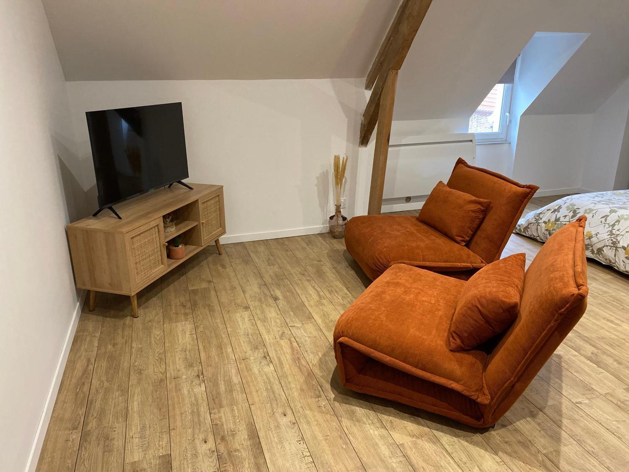 La Petite Suite De La Jumelle Aire-sur-la-Lys Exteriör bild